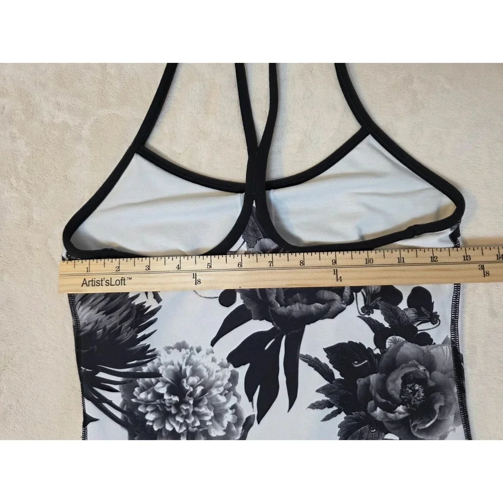 Lululemon Women's‎ Top Size 4 White Black Cool Racerback Brisk Bloom Yoga Floral